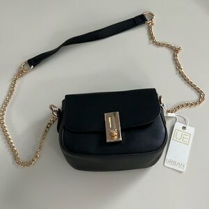 ⭐️ NWT Urban Expressions Vegan Purse